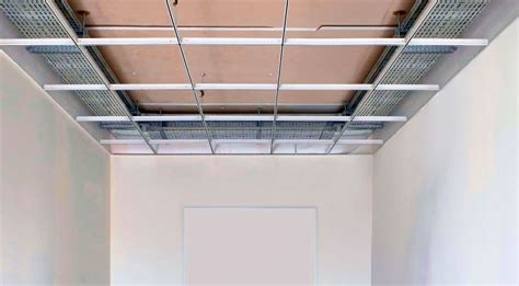 Controsoffitto soffitto fibraChi non si informa adeguatamente in anticipo corre il rischio di ricevere controsoffitto soffitto fibra che non hanno la funzione desiderata o sono realizzati con materiali di qualità inferiore. Se volete un prodotto che soddisfi al meglio le vostre aspettative, dovreste provare un controsoffitto soffitto fibra.
  <p>Per i prodotti si possono trovare test online e confronti tra i prodotti.  I confronti tra i prodotti possono aiutare a confrontare le diverse funzioni o proprietà dei diversi prodotti. Di seguito, spieghiamo perché la ricerca è importante e di cosa si dovrebbe essere consapevoli quando si acquista un articolo.
</p>

<h2>Acquisto di Controsoffitto soffitto fibra - criteri importanti</h2>

<p>Una lista di controllo può aiutarti a evitare di dover cercare informazioni sui prodotti su decine di siti web. Di seguito è riportato un esempio di una lista di controllo che può aiutarvi a trovare il prodotto giusto. Importanti criteri di acquisto includono, ad esempio:
</p><ul>
<li>Opinioni dei clienti</li>
<li>Confronti dei prezzi</li>
<li>Dettagli del prodotto</li>
<li>Termini e condizioni di consegna</li>
<li>Domande dei clienti e risposte dei marchi</li>
</ul>
<h2>Qual è l