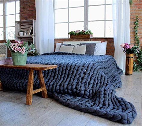 Coperta filato realizzataChi non si informa adeguatamente in anticipo corre il rischio di ricevere coperta filato realizzata che non hanno la funzione desiderata o sono realizzati con materiali di qualità inferiore. Se volete un prodotto che soddisfi al meglio le vostre aspettative, dovreste provare un coperta filato realizzata.
  <p>Per i prodotti si possono trovare test online e confronti tra i prodotti.  I confronti tra i prodotti possono aiutare a confrontare le diverse funzioni o proprietà dei diversi prodotti. Di seguito, spieghiamo perché la ricerca è importante e di cosa si dovrebbe essere consapevoli quando si acquista un articolo.
</p>

<h2>Acquisto di Coperta filato realizzata - criteri importanti</h2>

<p>Una lista di controllo può aiutarti a evitare di dover cercare informazioni sui prodotti su decine di siti web. Di seguito è riportato un esempio di una lista di controllo che può aiutarvi a trovare il prodotto giusto. Importanti criteri di acquisto includono, ad esempio:
</p><ul>
<li>Opinioni dei clienti</li>
<li>Confronti dei prezzi</li>
<li>Dettagli del prodotto</li>
<li>Termini e condizioni di consegna</li>
<li>Domande dei clienti e risposte dei marchi</li>
</ul>
<h2>Qual è l