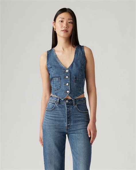Denim vestChi non si informa adeguatamente in anticipo corre il rischio di ricevere denim vest che non hanno la funzione desiderata o sono realizzati con materiali di qualità inferiore. Se volete un prodotto che soddisfi al meglio le vostre aspettative, dovreste provare un denim vest.
  <p>Per i prodotti si possono trovare test online e confronti tra i prodotti.  I confronti tra i prodotti possono aiutare a confrontare le diverse funzioni o proprietà dei diversi prodotti. Di seguito, spieghiamo perché la ricerca è importante e di cosa si dovrebbe essere consapevoli quando si acquista un articolo.
</p>

<h2>Acquisto di Denim vest - criteri importanti</h2>

<p>Una lista di controllo può aiutarti a evitare di dover cercare informazioni sui prodotti su decine di siti web. Di seguito è riportato un esempio di una lista di controllo che può aiutarvi a trovare il prodotto giusto. Importanti criteri di acquisto includono, ad esempio:
</p><ul>
<li>Opinioni dei clienti</li>
<li>Confronti dei prezzi</li>
<li>Dettagli del prodotto</li>
<li>Termini e condizioni di consegna</li>
<li>Domande dei clienti e risposte dei marchi</li>
</ul>
<h2>Qual è l