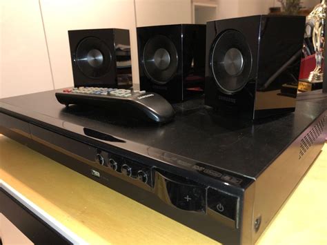 Dolby surround lettoreChi non si informa adeguatamente in anticipo corre il rischio di ricevere dolby surround lettore che non hanno la funzione desiderata o sono realizzati con materiali di qualità inferiore. Se volete un prodotto che soddisfi al meglio le vostre aspettative, dovreste provare un dolby surround lettore.
  <p>Per i prodotti si possono trovare test online e confronti tra i prodotti.  I confronti tra i prodotti possono aiutare a confrontare le diverse funzioni o proprietà dei diversi prodotti. Di seguito, spieghiamo perché la ricerca è importante e di cosa si dovrebbe essere consapevoli quando si acquista un articolo.
</p>

<h2>Acquisto di Dolby surround lettore - criteri importanti</h2>

<p>Una lista di controllo può aiutarti a evitare di dover cercare informazioni sui prodotti su decine di siti web. Di seguito è riportato un esempio di una lista di controllo che può aiutarvi a trovare il prodotto giusto. Importanti criteri di acquisto includono, ad esempio:
</p><ul>
<li>Opinioni dei clienti</li>
<li>Confronti dei prezzi</li>
<li>Dettagli del prodotto</li>
<li>Termini e condizioni di consegna</li>
<li>Domande dei clienti e risposte dei marchi</li>
</ul>
<h2>Qual è l