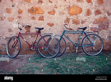 Due biciclette alChi non si informa adeguatamente in anticipo corre il rischio di ricevere due biciclette al che non hanno la funzione desiderata o sono realizzati con materiali di qualità inferiore. Se volete un prodotto che soddisfi al meglio le vostre aspettative, dovreste provare un due biciclette al.
  <p>Per i prodotti si possono trovare test online e confronti tra i prodotti.  I confronti tra i prodotti possono aiutare a confrontare le diverse funzioni o proprietà dei diversi prodotti. Di seguito, spieghiamo perché la ricerca è importante e di cosa si dovrebbe essere consapevoli quando si acquista un articolo.
</p>

<h2>Acquisto di Due biciclette al - criteri importanti</h2>

<p>Una lista di controllo può aiutarti a evitare di dover cercare informazioni sui prodotti su decine di siti web. Di seguito è riportato un esempio di una lista di controllo che può aiutarvi a trovare il prodotto giusto. Importanti criteri di acquisto includono, ad esempio:
</p><ul>
<li>Opinioni dei clienti</li>
<li>Confronti dei prezzi</li>
<li>Dettagli del prodotto</li>
<li>Termini e condizioni di consegna</li>
<li>Domande dei clienti e risposte dei marchi</li>
</ul>
<h2>Qual è l