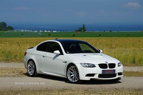 E92Chi non si informa adeguatamente in anticipo corre il rischio di ricevere e92 che non hanno la funzione desiderata o sono realizzati con materiali di qualità inferiore. Se volete un prodotto che soddisfi al meglio le vostre aspettative, dovreste provare un e92.
  <p>Per i prodotti si possono trovare test online e confronti tra i prodotti.  I confronti tra i prodotti possono aiutare a confrontare le diverse funzioni o proprietà dei diversi prodotti. Di seguito, spieghiamo perché la ricerca è importante e di cosa si dovrebbe essere consapevoli quando si acquista un articolo.
</p>

<h2>Acquisto di E92 - criteri importanti</h2>

<p>Una lista di controllo può aiutarti a evitare di dover cercare informazioni sui prodotti su decine di siti web. Di seguito è riportato un esempio di una lista di controllo che può aiutarvi a trovare il prodotto giusto. Importanti criteri di acquisto includono, ad esempio:
</p><ul>
<li>Opinioni dei clienti</li>
<li>Confronti dei prezzi</li>
<li>Dettagli del prodotto</li>
<li>Termini e condizioni di consegna</li>
<li>Domande dei clienti e risposte dei marchi</li>
</ul>
<h2>Qual è l