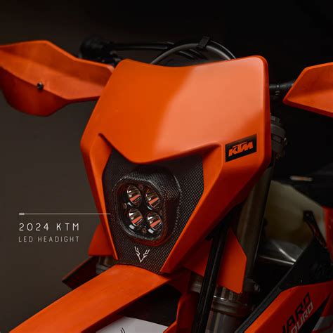 Fanale ktmChi non si informa adeguatamente in anticipo corre il rischio di ricevere fanale ktm che non hanno la funzione desiderata o sono realizzati con materiali di qualità inferiore. Se volete un prodotto che soddisfi al meglio le vostre aspettative, dovreste provare un fanale ktm.
  <p>Per i prodotti si possono trovare test online e confronti tra i prodotti.  I confronti tra i prodotti possono aiutare a confrontare le diverse funzioni o proprietà dei diversi prodotti. Di seguito, spieghiamo perché la ricerca è importante e di cosa si dovrebbe essere consapevoli quando si acquista un articolo.
</p>

<h2>Acquisto di Fanale ktm - criteri importanti</h2>

<p>Una lista di controllo può aiutarti a evitare di dover cercare informazioni sui prodotti su decine di siti web. Di seguito è riportato un esempio di una lista di controllo che può aiutarvi a trovare il prodotto giusto. Importanti criteri di acquisto includono, ad esempio:
</p><ul>
<li>Opinioni dei clienti</li>
<li>Confronti dei prezzi</li>
<li>Dettagli del prodotto</li>
<li>Termini e condizioni di consegna</li>
<li>Domande dei clienti e risposte dei marchi</li>
</ul>
<h2>Qual è l