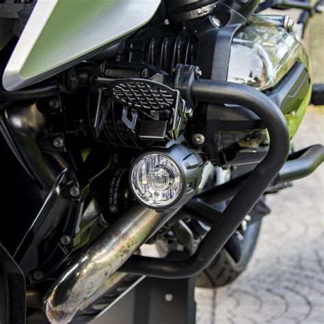 Faretti moto bmwChi non si informa adeguatamente in anticipo corre il rischio di ricevere faretti moto bmw che non hanno la funzione desiderata o sono realizzati con materiali di qualità inferiore. Se volete un prodotto che soddisfi al meglio le vostre aspettative, dovreste provare un faretti moto bmw.
  <p>Per i prodotti si possono trovare test online e confronti tra i prodotti.  I confronti tra i prodotti possono aiutare a confrontare le diverse funzioni o proprietà dei diversi prodotti. Di seguito, spieghiamo perché la ricerca è importante e di cosa si dovrebbe essere consapevoli quando si acquista un articolo.
</p>

<h2>Acquisto di Faretti moto bmw - criteri importanti</h2>

<p>Una lista di controllo può aiutarti a evitare di dover cercare informazioni sui prodotti su decine di siti web. Di seguito è riportato un esempio di una lista di controllo che può aiutarvi a trovare il prodotto giusto. Importanti criteri di acquisto includono, ad esempio:
</p><ul>
<li>Opinioni dei clienti</li>
<li>Confronti dei prezzi</li>
<li>Dettagli del prodotto</li>
<li>Termini e condizioni di consegna</li>
<li>Domande dei clienti e risposte dei marchi</li>
</ul>
<h2>Qual è l