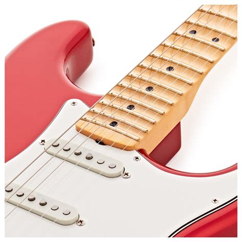 Fender malmsteen chitarraChi non si informa adeguatamente in anticipo corre il rischio di ricevere fender malmsteen chitarra che non hanno la funzione desiderata o sono realizzati con materiali di qualità inferiore. Se volete un prodotto che soddisfi al meglio le vostre aspettative, dovreste provare un fender malmsteen chitarra.
  <p>Per i prodotti si possono trovare test online e confronti tra i prodotti.  I confronti tra i prodotti possono aiutare a confrontare le diverse funzioni o proprietà dei diversi prodotti. Di seguito, spieghiamo perché la ricerca è importante e di cosa si dovrebbe essere consapevoli quando si acquista un articolo.
</p>

<h2>Acquisto di Fender malmsteen chitarra - criteri importanti</h2>

<p>Una lista di controllo può aiutarti a evitare di dover cercare informazioni sui prodotti su decine di siti web. Di seguito è riportato un esempio di una lista di controllo che può aiutarvi a trovare il prodotto giusto. Importanti criteri di acquisto includono, ad esempio:
</p><ul>
<li>Opinioni dei clienti</li>
<li>Confronti dei prezzi</li>
<li>Dettagli del prodotto</li>
<li>Termini e condizioni di consegna</li>
<li>Domande dei clienti e risposte dei marchi</li>
</ul>
<h2>Qual è l
