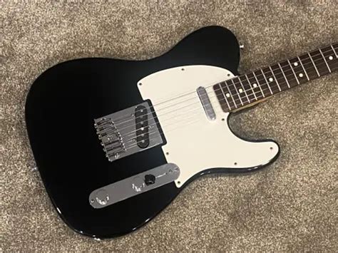 Fender telecaster usaChi non si informa adeguatamente in anticipo corre il rischio di ricevere fender telecaster usa che non hanno la funzione desiderata o sono realizzati con materiali di qualità inferiore. Se volete un prodotto che soddisfi al meglio le vostre aspettative, dovreste provare un fender telecaster usa.
  <p>Per i prodotti si possono trovare test online e confronti tra i prodotti.  I confronti tra i prodotti possono aiutare a confrontare le diverse funzioni o proprietà dei diversi prodotti. Di seguito, spieghiamo perché la ricerca è importante e di cosa si dovrebbe essere consapevoli quando si acquista un articolo.
</p>

<h2>Acquisto di Fender telecaster usa - criteri importanti</h2>

<p>Una lista di controllo può aiutarti a evitare di dover cercare informazioni sui prodotti su decine di siti web. Di seguito è riportato un esempio di una lista di controllo che può aiutarvi a trovare il prodotto giusto. Importanti criteri di acquisto includono, ad esempio:
</p><ul>
<li>Opinioni dei clienti</li>
<li>Confronti dei prezzi</li>
<li>Dettagli del prodotto</li>
<li>Termini e condizioni di consegna</li>
<li>Domande dei clienti e risposte dei marchi</li>
</ul>
<h2>Qual è l