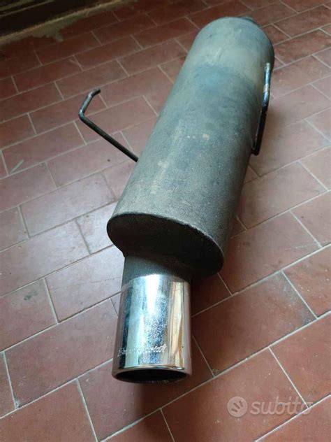 Finale marmittaChi non si informa adeguatamente in anticipo corre il rischio di ricevere finale marmitta che non hanno la funzione desiderata o sono realizzati con materiali di qualità inferiore. Se volete un prodotto che soddisfi al meglio le vostre aspettative, dovreste provare un finale marmitta.
  <p>Per i prodotti si possono trovare test online e confronti tra i prodotti.  I confronti tra i prodotti possono aiutare a confrontare le diverse funzioni o proprietà dei diversi prodotti. Di seguito, spieghiamo perché la ricerca è importante e di cosa si dovrebbe essere consapevoli quando si acquista un articolo.
</p>

<h2>Acquisto di Finale marmitta - criteri importanti</h2>

<p>Una lista di controllo può aiutarti a evitare di dover cercare informazioni sui prodotti su decine di siti web. Di seguito è riportato un esempio di una lista di controllo che può aiutarvi a trovare il prodotto giusto. Importanti criteri di acquisto includono, ad esempio:
</p><ul>
<li>Opinioni dei clienti</li>
<li>Confronti dei prezzi</li>
<li>Dettagli del prodotto</li>
<li>Termini e condizioni di consegna</li>
<li>Domande dei clienti e risposte dei marchi</li>
</ul>
<h2>Qual è l