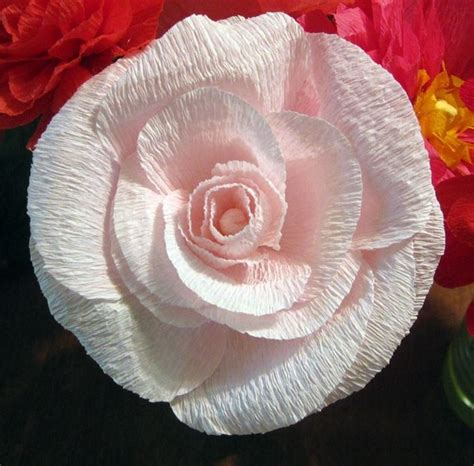 Fiori carta crespaChi non si informa adeguatamente in anticipo corre il rischio di ricevere fiori carta crespa che non hanno la funzione desiderata o sono realizzati con materiali di qualità inferiore. Se volete un prodotto che soddisfi al meglio le vostre aspettative, dovreste provare un fiori carta crespa.
  <p>Per i prodotti si possono trovare test online e confronti tra i prodotti.  I confronti tra i prodotti possono aiutare a confrontare le diverse funzioni o proprietà dei diversi prodotti. Di seguito, spieghiamo perché la ricerca è importante e di cosa si dovrebbe essere consapevoli quando si acquista un articolo.
</p>

<h2>Acquisto di Fiori carta crespa - criteri importanti</h2>

<p>Una lista di controllo può aiutarti a evitare di dover cercare informazioni sui prodotti su decine di siti web. Di seguito è riportato un esempio di una lista di controllo che può aiutarvi a trovare il prodotto giusto. Importanti criteri di acquisto includono, ad esempio:
</p><ul>
<li>Opinioni dei clienti</li>
<li>Confronti dei prezzi</li>
<li>Dettagli del prodotto</li>
<li>Termini e condizioni di consegna</li>
<li>Domande dei clienti e risposte dei marchi</li>
</ul>
<h2>Qual è l