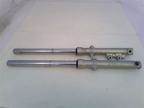 Forcelle majesty 250Chi non si informa adeguatamente in anticipo corre il rischio di ricevere forcelle majesty 250 che non hanno la funzione desiderata o sono realizzati con materiali di qualità inferiore. Se volete un prodotto che soddisfi al meglio le vostre aspettative, dovreste provare un forcelle majesty 250.
  <p>Per i prodotti si possono trovare test online e confronti tra i prodotti.  I confronti tra i prodotti possono aiutare a confrontare le diverse funzioni o proprietà dei diversi prodotti. Di seguito, spieghiamo perché la ricerca è importante e di cosa si dovrebbe essere consapevoli quando si acquista un articolo.
</p>

<h2>Acquisto di Forcelle majesty 250 - criteri importanti</h2>

<p>Una lista di controllo può aiutarti a evitare di dover cercare informazioni sui prodotti su decine di siti web. Di seguito è riportato un esempio di una lista di controllo che può aiutarvi a trovare il prodotto giusto. Importanti criteri di acquisto includono, ad esempio:
</p><ul>
<li>Opinioni dei clienti</li>
<li>Confronti dei prezzi</li>
<li>Dettagli del prodotto</li>
<li>Termini e condizioni di consegna</li>
<li>Domande dei clienti e risposte dei marchi</li>
</ul>
<h2>Qual è l