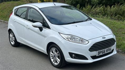 Ford fiesta biancaChi non si informa adeguatamente in anticipo corre il rischio di ricevere ford fiesta bianca che non hanno la funzione desiderata o sono realizzati con materiali di qualità inferiore. Se volete un prodotto che soddisfi al meglio le vostre aspettative, dovreste provare un ford fiesta bianca.
  <p>Per i prodotti si possono trovare test online e confronti tra i prodotti.  I confronti tra i prodotti possono aiutare a confrontare le diverse funzioni o proprietà dei diversi prodotti. Di seguito, spieghiamo perché la ricerca è importante e di cosa si dovrebbe essere consapevoli quando si acquista un articolo.
</p>

<h2>Acquisto di Ford fiesta bianca - criteri importanti</h2>

<p>Una lista di controllo può aiutarti a evitare di dover cercare informazioni sui prodotti su decine di siti web. Di seguito è riportato un esempio di una lista di controllo che può aiutarvi a trovare il prodotto giusto. Importanti criteri di acquisto includono, ad esempio:
</p><ul>
<li>Opinioni dei clienti</li>
<li>Confronti dei prezzi</li>
<li>Dettagli del prodotto</li>
<li>Termini e condizioni di consegna</li>
<li>Domande dei clienti e risposte dei marchi</li>
</ul>
<h2>Qual è l