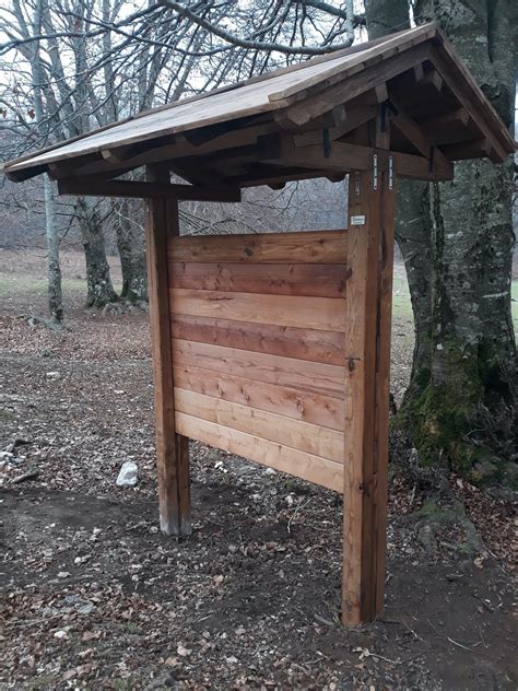 Foto bacheche in legnoChi non si informa adeguatamente in anticipo corre il rischio di ricevere foto bacheche in legno che non hanno la funzione desiderata o sono realizzati con materiali di qualità inferiore. Se volete un prodotto che soddisfi al meglio le vostre aspettative, dovreste provare un foto bacheche in legno.
  <p>Per i prodotti si possono trovare test online e confronti tra i prodotti.  I confronti tra i prodotti possono aiutare a confrontare le diverse funzioni o proprietà dei diversi prodotti. Di seguito, spieghiamo perché la ricerca è importante e di cosa si dovrebbe essere consapevoli quando si acquista un articolo.
</p>

<h2>Acquisto di Foto bacheche in legno - criteri importanti</h2>

<p>Una lista di controllo può aiutarti a evitare di dover cercare informazioni sui prodotti su decine di siti web. Di seguito è riportato un esempio di una lista di controllo che può aiutarvi a trovare il prodotto giusto. Importanti criteri di acquisto includono, ad esempio:
</p><ul>
<li>Opinioni dei clienti</li>
<li>Confronti dei prezzi</li>
<li>Dettagli del prodotto</li>
<li>Termini e condizioni di consegna</li>
<li>Domande dei clienti e risposte dei marchi</li>
</ul>
<h2>Qual è l