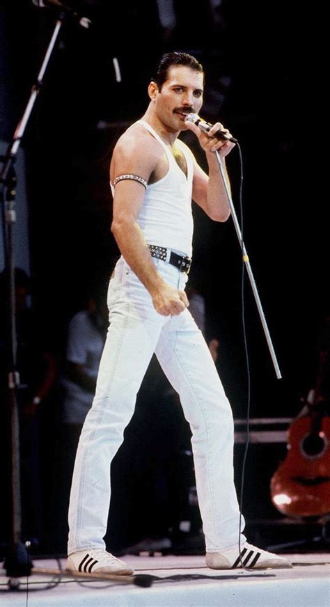 Freddie mercuryChi non si informa adeguatamente in anticipo corre il rischio di ricevere freddie mercury che non hanno la funzione desiderata o sono realizzati con materiali di qualità inferiore. Se volete un prodotto che soddisfi al meglio le vostre aspettative, dovreste provare un freddie mercury.
  <p>Per i prodotti si possono trovare test online e confronti tra i prodotti.  I confronti tra i prodotti possono aiutare a confrontare le diverse funzioni o proprietà dei diversi prodotti. Di seguito, spieghiamo perché la ricerca è importante e di cosa si dovrebbe essere consapevoli quando si acquista un articolo.
</p>

<h2>Acquisto di Freddie mercury - criteri importanti</h2>

<p>Una lista di controllo può aiutarti a evitare di dover cercare informazioni sui prodotti su decine di siti web. Di seguito è riportato un esempio di una lista di controllo che può aiutarvi a trovare il prodotto giusto. Importanti criteri di acquisto includono, ad esempio:
</p><ul>
<li>Opinioni dei clienti</li>
<li>Confronti dei prezzi</li>
<li>Dettagli del prodotto</li>
<li>Termini e condizioni di consegna</li>
<li>Domande dei clienti e risposte dei marchi</li>
</ul>
<h2>Qual è l