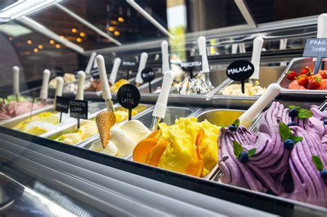 GelateriaChi non si informa adeguatamente in anticipo corre il rischio di ricevere gelateria che non hanno la funzione desiderata o sono realizzati con materiali di qualità inferiore. Se volete un prodotto che soddisfi al meglio le vostre aspettative, dovreste provare un gelateria.
  <p>Per i prodotti si possono trovare test online e confronti tra i prodotti.  I confronti tra i prodotti possono aiutare a confrontare le diverse funzioni o proprietà dei diversi prodotti. Di seguito, spieghiamo perché la ricerca è importante e di cosa si dovrebbe essere consapevoli quando si acquista un articolo.
</p>

<h2>Acquisto di Gelateria - criteri importanti</h2>

<p>Una lista di controllo può aiutarti a evitare di dover cercare informazioni sui prodotti su decine di siti web. Di seguito è riportato un esempio di una lista di controllo che può aiutarvi a trovare il prodotto giusto. Importanti criteri di acquisto includono, ad esempio:
</p><ul>
<li>Opinioni dei clienti</li>
<li>Confronti dei prezzi</li>
<li>Dettagli del prodotto</li>
<li>Termini e condizioni di consegna</li>
<li>Domande dei clienti e risposte dei marchi</li>
</ul>
<h2>Qual è l