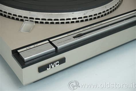 Giradischi jvcChi non si informa adeguatamente in anticipo corre il rischio di ricevere giradischi jvc che non hanno la funzione desiderata o sono realizzati con materiali di qualità inferiore. Se volete un prodotto che soddisfi al meglio le vostre aspettative, dovreste provare un giradischi jvc.
  <p>Per i prodotti si possono trovare test online e confronti tra i prodotti.  I confronti tra i prodotti possono aiutare a confrontare le diverse funzioni o proprietà dei diversi prodotti. Di seguito, spieghiamo perché la ricerca è importante e di cosa si dovrebbe essere consapevoli quando si acquista un articolo.
</p>

<h2>Acquisto di Giradischi jvc - criteri importanti</h2>

<p>Una lista di controllo può aiutarti a evitare di dover cercare informazioni sui prodotti su decine di siti web. Di seguito è riportato un esempio di una lista di controllo che può aiutarvi a trovare il prodotto giusto. Importanti criteri di acquisto includono, ad esempio:
</p><ul>
<li>Opinioni dei clienti</li>
<li>Confronti dei prezzi</li>
<li>Dettagli del prodotto</li>
<li>Termini e condizioni di consegna</li>
<li>Domande dei clienti e risposte dei marchi</li>
</ul>
<h2>Qual è l