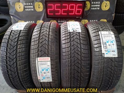 Gomme 225 40 18 runflatChi non si informa adeguatamente in anticipo corre il rischio di ricevere gomme 225 40 18 runflat che non hanno la funzione desiderata o sono realizzati con materiali di qualità inferiore. Se volete un prodotto che soddisfi al meglio le vostre aspettative, dovreste provare un gomme 225 40 18 runflat.
  <p>Per i prodotti si possono trovare test online e confronti tra i prodotti.  I confronti tra i prodotti possono aiutare a confrontare le diverse funzioni o proprietà dei diversi prodotti. Di seguito, spieghiamo perché la ricerca è importante e di cosa si dovrebbe essere consapevoli quando si acquista un articolo.
</p>

<h2>Acquisto di Gomme 225 40 18 runflat - criteri importanti</h2>

<p>Una lista di controllo può aiutarti a evitare di dover cercare informazioni sui prodotti su decine di siti web. Di seguito è riportato un esempio di una lista di controllo che può aiutarvi a trovare il prodotto giusto. Importanti criteri di acquisto includono, ad esempio:
</p><ul>
<li>Opinioni dei clienti</li>
<li>Confronti dei prezzi</li>
<li>Dettagli del prodotto</li>
<li>Termini e condizioni di consegna</li>
<li>Domande dei clienti e risposte dei marchi</li>
</ul>
<h2>Qual è l