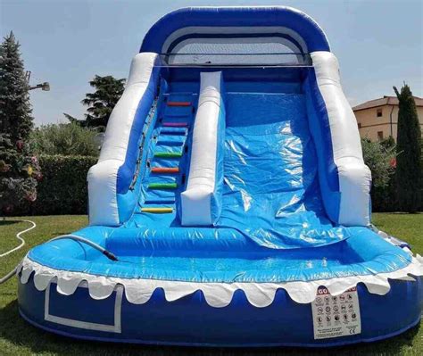 Gonfiabili acquaticiChi non si informa adeguatamente in anticipo corre il rischio di ricevere gonfiabili acquatici che non hanno la funzione desiderata o sono realizzati con materiali di qualità inferiore. Se volete un prodotto che soddisfi al meglio le vostre aspettative, dovreste provare un gonfiabili acquatici.
  <p>Per i prodotti si possono trovare test online e confronti tra i prodotti.  I confronti tra i prodotti possono aiutare a confrontare le diverse funzioni o proprietà dei diversi prodotti. Di seguito, spieghiamo perché la ricerca è importante e di cosa si dovrebbe essere consapevoli quando si acquista un articolo.
</p>

<h2>Acquisto di Gonfiabili acquatici - criteri importanti</h2>

<p>Una lista di controllo può aiutarti a evitare di dover cercare informazioni sui prodotti su decine di siti web. Di seguito è riportato un esempio di una lista di controllo che può aiutarvi a trovare il prodotto giusto. Importanti criteri di acquisto includono, ad esempio:
</p><ul>
<li>Opinioni dei clienti</li>
<li>Confronti dei prezzi</li>
<li>Dettagli del prodotto</li>
<li>Termini e condizioni di consegna</li>
<li>Domande dei clienti e risposte dei marchi</li>
</ul>
<h2>Qual è l