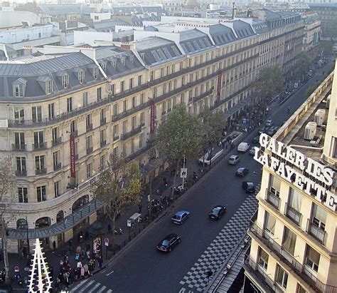 HaussmannChi non si informa adeguatamente in anticipo corre il rischio di ricevere haussmann che non hanno la funzione desiderata o sono realizzati con materiali di qualità inferiore. Se volete un prodotto che soddisfi al meglio le vostre aspettative, dovreste provare un haussmann.
  <p>Per i prodotti si possono trovare test online e confronti tra i prodotti.  I confronti tra i prodotti possono aiutare a confrontare le diverse funzioni o proprietà dei diversi prodotti. Di seguito, spieghiamo perché la ricerca è importante e di cosa si dovrebbe essere consapevoli quando si acquista un articolo.
</p>

<h2>Acquisto di Haussmann - criteri importanti</h2>

<p>Una lista di controllo può aiutarti a evitare di dover cercare informazioni sui prodotti su decine di siti web. Di seguito è riportato un esempio di una lista di controllo che può aiutarvi a trovare il prodotto giusto. Importanti criteri di acquisto includono, ad esempio:
</p><ul>
<li>Opinioni dei clienti</li>
<li>Confronti dei prezzi</li>
<li>Dettagli del prodotto</li>
<li>Termini e condizioni di consegna</li>
<li>Domande dei clienti e risposte dei marchi</li>
</ul>
<h2>Qual è l