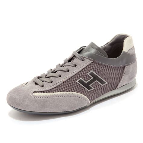 Hogan 41 olympiaChi non si informa adeguatamente in anticipo corre il rischio di ricevere hogan 41 olympia che non hanno la funzione desiderata o sono realizzati con materiali di qualità inferiore. Se volete un prodotto che soddisfi al meglio le vostre aspettative, dovreste provare un hogan 41 olympia.
  <p>Per i prodotti si possono trovare test online e confronti tra i prodotti.  I confronti tra i prodotti possono aiutare a confrontare le diverse funzioni o proprietà dei diversi prodotti. Di seguito, spieghiamo perché la ricerca è importante e di cosa si dovrebbe essere consapevoli quando si acquista un articolo.
</p>

<h2>Acquisto di Hogan 41 olympia - criteri importanti</h2>

<p>Una lista di controllo può aiutarti a evitare di dover cercare informazioni sui prodotti su decine di siti web. Di seguito è riportato un esempio di una lista di controllo che può aiutarvi a trovare il prodotto giusto. Importanti criteri di acquisto includono, ad esempio:
</p><ul>
<li>Opinioni dei clienti</li>
<li>Confronti dei prezzi</li>
<li>Dettagli del prodotto</li>
<li>Termini e condizioni di consegna</li>
<li>Domande dei clienti e risposte dei marchi</li>
</ul>
<h2>Qual è l