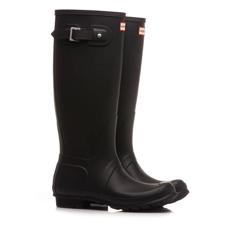 Hunter stivali 40Chi non si informa adeguatamente in anticipo corre il rischio di ricevere hunter stivali 40 che non hanno la funzione desiderata o sono realizzati con materiali di qualità inferiore. Se volete un prodotto che soddisfi al meglio le vostre aspettative, dovreste provare un hunter stivali 40.
  <p>Per i prodotti si possono trovare test online e confronti tra i prodotti.  I confronti tra i prodotti possono aiutare a confrontare le diverse funzioni o proprietà dei diversi prodotti. Di seguito, spieghiamo perché la ricerca è importante e di cosa si dovrebbe essere consapevoli quando si acquista un articolo.
</p>

<h2>Acquisto di Hunter stivali 40 - criteri importanti</h2>

<p>Una lista di controllo può aiutarti a evitare di dover cercare informazioni sui prodotti su decine di siti web. Di seguito è riportato un esempio di una lista di controllo che può aiutarvi a trovare il prodotto giusto. Importanti criteri di acquisto includono, ad esempio:
</p><ul>
<li>Opinioni dei clienti</li>
<li>Confronti dei prezzi</li>
<li>Dettagli del prodotto</li>
<li>Termini e condizioni di consegna</li>
<li>Domande dei clienti e risposte dei marchi</li>
</ul>
<h2>Qual è l