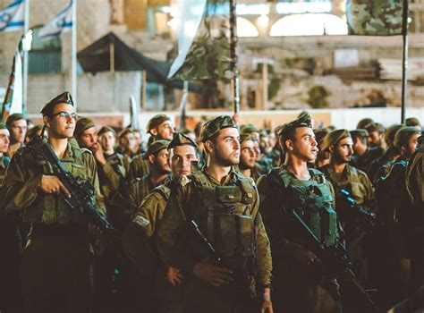 IdfChi non si informa adeguatamente in anticipo corre il rischio di ricevere idf che non hanno la funzione desiderata o sono realizzati con materiali di qualità inferiore. Se volete un prodotto che soddisfi al meglio le vostre aspettative, dovreste provare un idf.
  <p>Per i prodotti si possono trovare test online e confronti tra i prodotti.  I confronti tra i prodotti possono aiutare a confrontare le diverse funzioni o proprietà dei diversi prodotti. Di seguito, spieghiamo perché la ricerca è importante e di cosa si dovrebbe essere consapevoli quando si acquista un articolo.
</p>

<h2>Acquisto di Idf - criteri importanti</h2>

<p>Una lista di controllo può aiutarti a evitare di dover cercare informazioni sui prodotti su decine di siti web. Di seguito è riportato un esempio di una lista di controllo che può aiutarvi a trovare il prodotto giusto. Importanti criteri di acquisto includono, ad esempio:
</p><ul>
<li>Opinioni dei clienti</li>
<li>Confronti dei prezzi</li>
<li>Dettagli del prodotto</li>
<li>Termini e condizioni di consegna</li>
<li>Domande dei clienti e risposte dei marchi</li>
</ul>
<h2>Qual è l