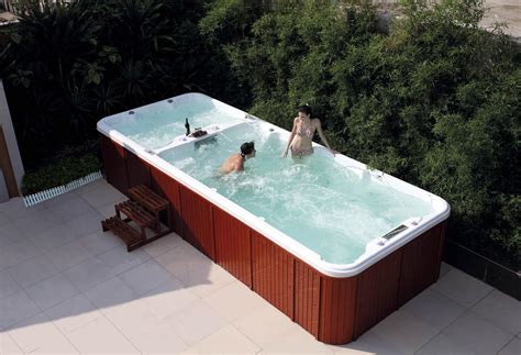 Idromassaggio piscinaChi non si informa adeguatamente in anticipo corre il rischio di ricevere idromassaggio piscina che non hanno la funzione desiderata o sono realizzati con materiali di qualità inferiore. Se volete un prodotto che soddisfi al meglio le vostre aspettative, dovreste provare un idromassaggio piscina.
  <p>Per i prodotti si possono trovare test online e confronti tra i prodotti.  I confronti tra i prodotti possono aiutare a confrontare le diverse funzioni o proprietà dei diversi prodotti. Di seguito, spieghiamo perché la ricerca è importante e di cosa si dovrebbe essere consapevoli quando si acquista un articolo.
</p>

<h2>Acquisto di Idromassaggio piscina - criteri importanti</h2>

<p>Una lista di controllo può aiutarti a evitare di dover cercare informazioni sui prodotti su decine di siti web. Di seguito è riportato un esempio di una lista di controllo che può aiutarvi a trovare il prodotto giusto. Importanti criteri di acquisto includono, ad esempio:
</p><ul>
<li>Opinioni dei clienti</li>
<li>Confronti dei prezzi</li>
<li>Dettagli del prodotto</li>
<li>Termini e condizioni di consegna</li>
<li>Domande dei clienti e risposte dei marchi</li>
</ul>
<h2>Qual è l