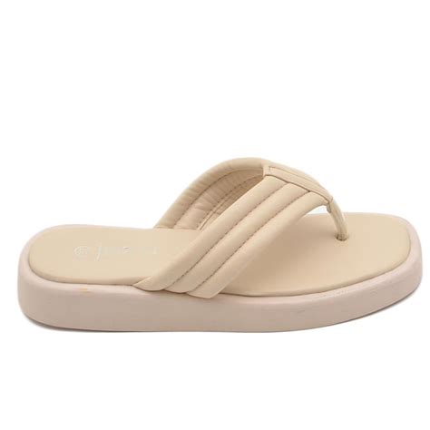 Infradito donna beigeChi non si informa adeguatamente in anticipo corre il rischio di ricevere infradito donna beige che non hanno la funzione desiderata o sono realizzati con materiali di qualità inferiore. Se volete un prodotto che soddisfi al meglio le vostre aspettative, dovreste provare un infradito donna beige.
  <p>Per i prodotti si possono trovare test online e confronti tra i prodotti.  I confronti tra i prodotti possono aiutare a confrontare le diverse funzioni o proprietà dei diversi prodotti. Di seguito, spieghiamo perché la ricerca è importante e di cosa si dovrebbe essere consapevoli quando si acquista un articolo.
</p>

<h2>Acquisto di Infradito donna beige - criteri importanti</h2>

<p>Una lista di controllo può aiutarti a evitare di dover cercare informazioni sui prodotti su decine di siti web. Di seguito è riportato un esempio di una lista di controllo che può aiutarvi a trovare il prodotto giusto. Importanti criteri di acquisto includono, ad esempio:
</p><ul>
<li>Opinioni dei clienti</li>
<li>Confronti dei prezzi</li>
<li>Dettagli del prodotto</li>
<li>Termini e condizioni di consegna</li>
<li>Domande dei clienti e risposte dei marchi</li>
</ul>
<h2>Qual è l