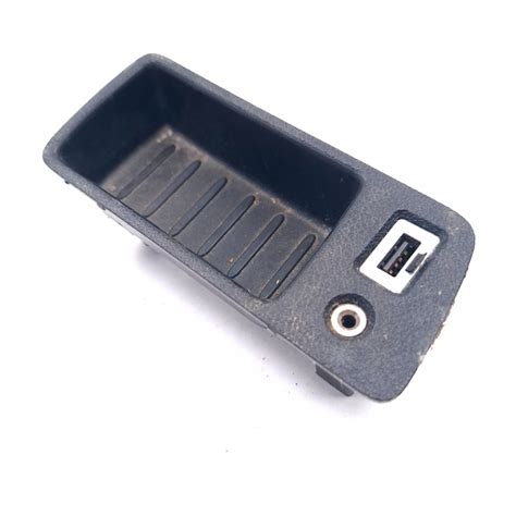 Interfaccia usb ford focusChi non si informa adeguatamente in anticipo corre il rischio di ricevere interfaccia usb ford focus che non hanno la funzione desiderata o sono realizzati con materiali di qualità inferiore. Se volete un prodotto che soddisfi al meglio le vostre aspettative, dovreste provare un interfaccia usb ford focus.
  <p>Per i prodotti si possono trovare test online e confronti tra i prodotti.  I confronti tra i prodotti possono aiutare a confrontare le diverse funzioni o proprietà dei diversi prodotti. Di seguito, spieghiamo perché la ricerca è importante e di cosa si dovrebbe essere consapevoli quando si acquista un articolo.
</p>

<h2>Acquisto di Interfaccia usb ford focus - criteri importanti</h2>

<p>Una lista di controllo può aiutarti a evitare di dover cercare informazioni sui prodotti su decine di siti web. Di seguito è riportato un esempio di una lista di controllo che può aiutarvi a trovare il prodotto giusto. Importanti criteri di acquisto includono, ad esempio:
</p><ul>
<li>Opinioni dei clienti</li>
<li>Confronti dei prezzi</li>
<li>Dettagli del prodotto</li>
<li>Termini e condizioni di consegna</li>
<li>Domande dei clienti e risposte dei marchi</li>
</ul>
<h2>Qual è l