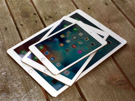 IpadChi non si informa adeguatamente in anticipo corre il rischio di ricevere ipad che non hanno la funzione desiderata o sono realizzati con materiali di qualità inferiore. Se volete un prodotto che soddisfi al meglio le vostre aspettative, dovreste provare un ipad.
  <p>Per i prodotti si possono trovare test online e confronti tra i prodotti.  I confronti tra i prodotti possono aiutare a confrontare le diverse funzioni o proprietà dei diversi prodotti. Di seguito, spieghiamo perché la ricerca è importante e di cosa si dovrebbe essere consapevoli quando si acquista un articolo.
</p>

<h2>Acquisto di Ipad - criteri importanti</h2>

<p>Una lista di controllo può aiutarti a evitare di dover cercare informazioni sui prodotti su decine di siti web. Di seguito è riportato un esempio di una lista di controllo che può aiutarvi a trovare il prodotto giusto. Importanti criteri di acquisto includono, ad esempio:
</p><ul>
<li>Opinioni dei clienti</li>
<li>Confronti dei prezzi</li>
<li>Dettagli del prodotto</li>
<li>Termini e condizioni di consegna</li>
<li>Domande dei clienti e risposte dei marchi</li>
</ul>
<h2>Qual è l