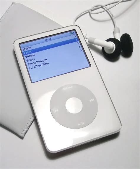 Ipod 5Chi non si informa adeguatamente in anticipo corre il rischio di ricevere ipod 5 che non hanno la funzione desiderata o sono realizzati con materiali di qualità inferiore. Se volete un prodotto che soddisfi al meglio le vostre aspettative, dovreste provare un ipod 5.
  <p>Per i prodotti si possono trovare test online e confronti tra i prodotti.  I confronti tra i prodotti possono aiutare a confrontare le diverse funzioni o proprietà dei diversi prodotti. Di seguito, spieghiamo perché la ricerca è importante e di cosa si dovrebbe essere consapevoli quando si acquista un articolo.
</p>

<h2>Acquisto di Ipod 5 - criteri importanti</h2>

<p>Una lista di controllo può aiutarti a evitare di dover cercare informazioni sui prodotti su decine di siti web. Di seguito è riportato un esempio di una lista di controllo che può aiutarvi a trovare il prodotto giusto. Importanti criteri di acquisto includono, ad esempio:
</p><ul>
<li>Opinioni dei clienti</li>
<li>Confronti dei prezzi</li>
<li>Dettagli del prodotto</li>
<li>Termini e condizioni di consegna</li>
<li>Domande dei clienti e risposte dei marchi</li>
</ul>
<h2>Qual è l