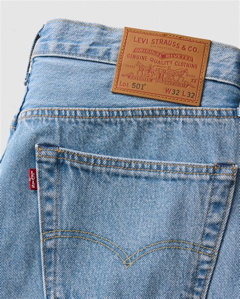 Jeans w 32Chi non si informa adeguatamente in anticipo corre il rischio di ricevere jeans w 32 che non hanno la funzione desiderata o sono realizzati con materiali di qualità inferiore. Se volete un prodotto che soddisfi al meglio le vostre aspettative, dovreste provare un jeans w 32.
  <p>Per i prodotti si possono trovare test online e confronti tra i prodotti.  I confronti tra i prodotti possono aiutare a confrontare le diverse funzioni o proprietà dei diversi prodotti. Di seguito, spieghiamo perché la ricerca è importante e di cosa si dovrebbe essere consapevoli quando si acquista un articolo.
</p>

<h2>Acquisto di Jeans w 32 - criteri importanti</h2>

<p>Una lista di controllo può aiutarti a evitare di dover cercare informazioni sui prodotti su decine di siti web. Di seguito è riportato un esempio di una lista di controllo che può aiutarvi a trovare il prodotto giusto. Importanti criteri di acquisto includono, ad esempio:
</p><ul>
<li>Opinioni dei clienti</li>
<li>Confronti dei prezzi</li>
<li>Dettagli del prodotto</li>
<li>Termini e condizioni di consegna</li>
<li>Domande dei clienti e risposte dei marchi</li>
</ul>
<h2>Qual è l