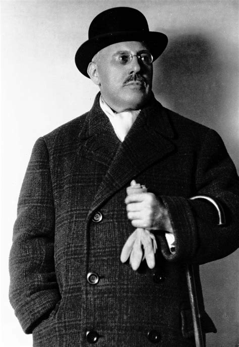 Josef hoffmannChi non si informa adeguatamente in anticipo corre il rischio di ricevere josef hoffmann che non hanno la funzione desiderata o sono realizzati con materiali di qualità inferiore. Se volete un prodotto che soddisfi al meglio le vostre aspettative, dovreste provare un josef hoffmann.
  <p>Per i prodotti si possono trovare test online e confronti tra i prodotti.  I confronti tra i prodotti possono aiutare a confrontare le diverse funzioni o proprietà dei diversi prodotti. Di seguito, spieghiamo perché la ricerca è importante e di cosa si dovrebbe essere consapevoli quando si acquista un articolo.
</p>

<h2>Acquisto di Josef hoffmann - criteri importanti</h2>

<p>Una lista di controllo può aiutarti a evitare di dover cercare informazioni sui prodotti su decine di siti web. Di seguito è riportato un esempio di una lista di controllo che può aiutarvi a trovare il prodotto giusto. Importanti criteri di acquisto includono, ad esempio:
</p><ul>
<li>Opinioni dei clienti</li>
<li>Confronti dei prezzi</li>
<li>Dettagli del prodotto</li>
<li>Termini e condizioni di consegna</li>
<li>Domande dei clienti e risposte dei marchi</li>
</ul>
<h2>Qual è l