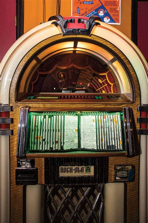 Juke box jukeboxChi non si informa adeguatamente in anticipo corre il rischio di ricevere juke box jukebox che non hanno la funzione desiderata o sono realizzati con materiali di qualità inferiore. Se volete un prodotto che soddisfi al meglio le vostre aspettative, dovreste provare un juke box jukebox.
  <p>Per i prodotti si possono trovare test online e confronti tra i prodotti.  I confronti tra i prodotti possono aiutare a confrontare le diverse funzioni o proprietà dei diversi prodotti. Di seguito, spieghiamo perché la ricerca è importante e di cosa si dovrebbe essere consapevoli quando si acquista un articolo.
</p>

<h2>Acquisto di Juke box jukebox - criteri importanti</h2>

<p>Una lista di controllo può aiutarti a evitare di dover cercare informazioni sui prodotti su decine di siti web. Di seguito è riportato un esempio di una lista di controllo che può aiutarvi a trovare il prodotto giusto. Importanti criteri di acquisto includono, ad esempio:
</p><ul>
<li>Opinioni dei clienti</li>
<li>Confronti dei prezzi</li>
<li>Dettagli del prodotto</li>
<li>Termini e condizioni di consegna</li>
<li>Domande dei clienti e risposte dei marchi</li>
</ul>
<h2>Qual è l