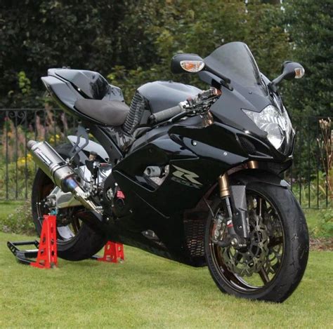 K5 gsxrChi non si informa adeguatamente in anticipo corre il rischio di ricevere k5 gsxr che non hanno la funzione desiderata o sono realizzati con materiali di qualità inferiore. Se volete un prodotto che soddisfi al meglio le vostre aspettative, dovreste provare un k5 gsxr.
  <p>Per i prodotti si possono trovare test online e confronti tra i prodotti.  I confronti tra i prodotti possono aiutare a confrontare le diverse funzioni o proprietà dei diversi prodotti. Di seguito, spieghiamo perché la ricerca è importante e di cosa si dovrebbe essere consapevoli quando si acquista un articolo.
</p>

<h2>Acquisto di K5 gsxr - criteri importanti</h2>

<p>Una lista di controllo può aiutarti a evitare di dover cercare informazioni sui prodotti su decine di siti web. Di seguito è riportato un esempio di una lista di controllo che può aiutarvi a trovare il prodotto giusto. Importanti criteri di acquisto includono, ad esempio:
</p><ul>
<li>Opinioni dei clienti</li>
<li>Confronti dei prezzi</li>
<li>Dettagli del prodotto</li>
<li>Termini e condizioni di consegna</li>
<li>Domande dei clienti e risposte dei marchi</li>
</ul>
<h2>Qual è l
