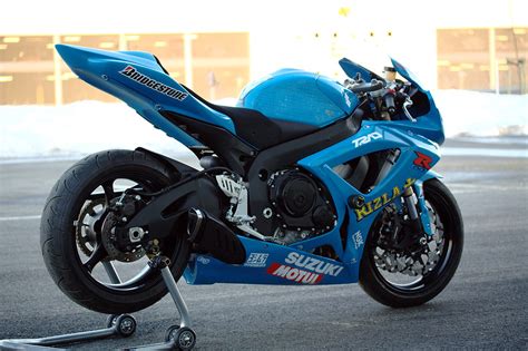 K6 gsxrChi non si informa adeguatamente in anticipo corre il rischio di ricevere k6 gsxr che non hanno la funzione desiderata o sono realizzati con materiali di qualità inferiore. Se volete un prodotto che soddisfi al meglio le vostre aspettative, dovreste provare un k6 gsxr.
  <p>Per i prodotti si possono trovare test online e confronti tra i prodotti.  I confronti tra i prodotti possono aiutare a confrontare le diverse funzioni o proprietà dei diversi prodotti. Di seguito, spieghiamo perché la ricerca è importante e di cosa si dovrebbe essere consapevoli quando si acquista un articolo.
</p>

<h2>Acquisto di K6 gsxr - criteri importanti</h2>

<p>Una lista di controllo può aiutarti a evitare di dover cercare informazioni sui prodotti su decine di siti web. Di seguito è riportato un esempio di una lista di controllo che può aiutarvi a trovare il prodotto giusto. Importanti criteri di acquisto includono, ad esempio:
</p><ul>
<li>Opinioni dei clienti</li>
<li>Confronti dei prezzi</li>
<li>Dettagli del prodotto</li>
<li>Termini e condizioni di consegna</li>
<li>Domande dei clienti e risposte dei marchi</li>
</ul>
<h2>Qual è l