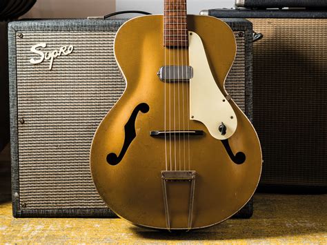 Kay guitarChi non si informa adeguatamente in anticipo corre il rischio di ricevere kay guitar che non hanno la funzione desiderata o sono realizzati con materiali di qualità inferiore. Se volete un prodotto che soddisfi al meglio le vostre aspettative, dovreste provare un kay guitar.
  <p>Per i prodotti si possono trovare test online e confronti tra i prodotti.  I confronti tra i prodotti possono aiutare a confrontare le diverse funzioni o proprietà dei diversi prodotti. Di seguito, spieghiamo perché la ricerca è importante e di cosa si dovrebbe essere consapevoli quando si acquista un articolo.
</p>

<h2>Acquisto di Kay guitar - criteri importanti</h2>

<p>Una lista di controllo può aiutarti a evitare di dover cercare informazioni sui prodotti su decine di siti web. Di seguito è riportato un esempio di una lista di controllo che può aiutarvi a trovare il prodotto giusto. Importanti criteri di acquisto includono, ad esempio:
</p><ul>
<li>Opinioni dei clienti</li>
<li>Confronti dei prezzi</li>
<li>Dettagli del prodotto</li>
<li>Termini e condizioni di consegna</li>
<li>Domande dei clienti e risposte dei marchi</li>
</ul>
<h2>Qual è l