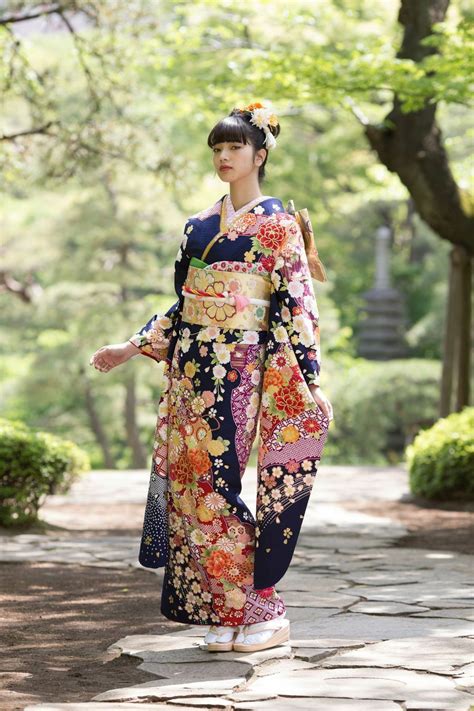 Kimono giapponeseChi non si informa adeguatamente in anticipo corre il rischio di ricevere kimono giapponese che non hanno la funzione desiderata o sono realizzati con materiali di qualità inferiore. Se volete un prodotto che soddisfi al meglio le vostre aspettative, dovreste provare un kimono giapponese.
  <p>Per i prodotti si possono trovare test online e confronti tra i prodotti.  I confronti tra i prodotti possono aiutare a confrontare le diverse funzioni o proprietà dei diversi prodotti. Di seguito, spieghiamo perché la ricerca è importante e di cosa si dovrebbe essere consapevoli quando si acquista un articolo.
</p>

<h2>Acquisto di Kimono giapponese - criteri importanti</h2>

<p>Una lista di controllo può aiutarti a evitare di dover cercare informazioni sui prodotti su decine di siti web. Di seguito è riportato un esempio di una lista di controllo che può aiutarvi a trovare il prodotto giusto. Importanti criteri di acquisto includono, ad esempio:
</p><ul>
<li>Opinioni dei clienti</li>
<li>Confronti dei prezzi</li>
<li>Dettagli del prodotto</li>
<li>Termini e condizioni di consegna</li>
<li>Domande dei clienti e risposte dei marchi</li>
</ul>
<h2>Qual è l