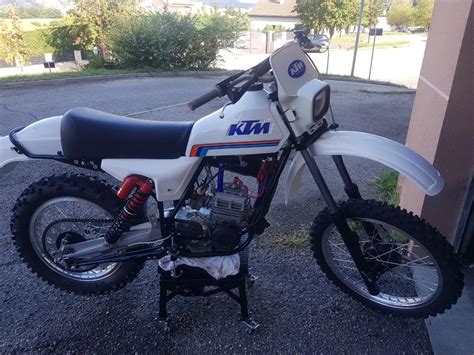 Ktm 125 gsChi non si informa adeguatamente in anticipo corre il rischio di ricevere ktm 125 gs che non hanno la funzione desiderata o sono realizzati con materiali di qualità inferiore. Se volete un prodotto che soddisfi al meglio le vostre aspettative, dovreste provare un ktm 125 gs.
  <p>Per i prodotti si possono trovare test online e confronti tra i prodotti.  I confronti tra i prodotti possono aiutare a confrontare le diverse funzioni o proprietà dei diversi prodotti. Di seguito, spieghiamo perché la ricerca è importante e di cosa si dovrebbe essere consapevoli quando si acquista un articolo.
</p>

<h2>Acquisto di Ktm 125 gs - criteri importanti</h2>

<p>Una lista di controllo può aiutarti a evitare di dover cercare informazioni sui prodotti su decine di siti web. Di seguito è riportato un esempio di una lista di controllo che può aiutarvi a trovare il prodotto giusto. Importanti criteri di acquisto includono, ad esempio:
</p><ul>
<li>Opinioni dei clienti</li>
<li>Confronti dei prezzi</li>
<li>Dettagli del prodotto</li>
<li>Termini e condizioni di consegna</li>
<li>Domande dei clienti e risposte dei marchi</li>
</ul>
<h2>Qual è l