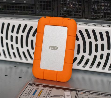 Lacie ruggedChi non si informa adeguatamente in anticipo corre il rischio di ricevere lacie rugged che non hanno la funzione desiderata o sono realizzati con materiali di qualità inferiore. Se volete un prodotto che soddisfi al meglio le vostre aspettative, dovreste provare un lacie rugged.
  <p>Per i prodotti si possono trovare test online e confronti tra i prodotti.  I confronti tra i prodotti possono aiutare a confrontare le diverse funzioni o proprietà dei diversi prodotti. Di seguito, spieghiamo perché la ricerca è importante e di cosa si dovrebbe essere consapevoli quando si acquista un articolo.
</p>

<h2>Acquisto di Lacie rugged - criteri importanti</h2>

<p>Una lista di controllo può aiutarti a evitare di dover cercare informazioni sui prodotti su decine di siti web. Di seguito è riportato un esempio di una lista di controllo che può aiutarvi a trovare il prodotto giusto. Importanti criteri di acquisto includono, ad esempio:
</p><ul>
<li>Opinioni dei clienti</li>
<li>Confronti dei prezzi</li>
<li>Dettagli del prodotto</li>
<li>Termini e condizioni di consegna</li>
<li>Domande dei clienti e risposte dei marchi</li>
</ul>
<h2>Qual è l