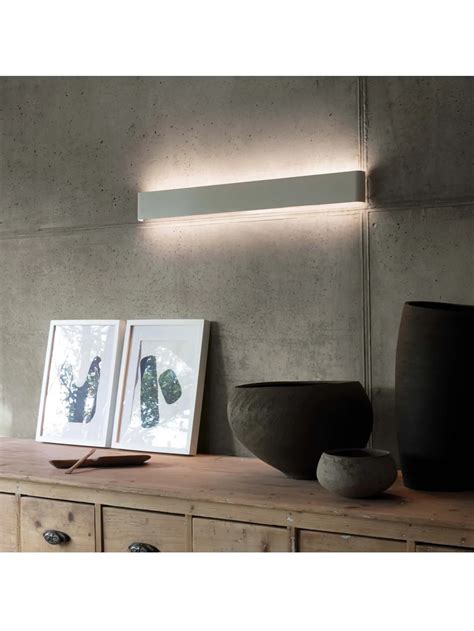Lampada applique designChi non si informa adeguatamente in anticipo corre il rischio di ricevere lampada applique design che non hanno la funzione desiderata o sono realizzati con materiali di qualità inferiore. Se volete un prodotto che soddisfi al meglio le vostre aspettative, dovreste provare un lampada applique design.
  <p>Per i prodotti si possono trovare test online e confronti tra i prodotti.  I confronti tra i prodotti possono aiutare a confrontare le diverse funzioni o proprietà dei diversi prodotti. Di seguito, spieghiamo perché la ricerca è importante e di cosa si dovrebbe essere consapevoli quando si acquista un articolo.
</p>

<h2>Acquisto di Lampada applique design - criteri importanti</h2>

<p>Una lista di controllo può aiutarti a evitare di dover cercare informazioni sui prodotti su decine di siti web. Di seguito è riportato un esempio di una lista di controllo che può aiutarvi a trovare il prodotto giusto. Importanti criteri di acquisto includono, ad esempio:
</p><ul>
<li>Opinioni dei clienti</li>
<li>Confronti dei prezzi</li>
<li>Dettagli del prodotto</li>
<li>Termini e condizioni di consegna</li>
<li>Domande dei clienti e risposte dei marchi</li>
</ul>
<h2>Qual è l