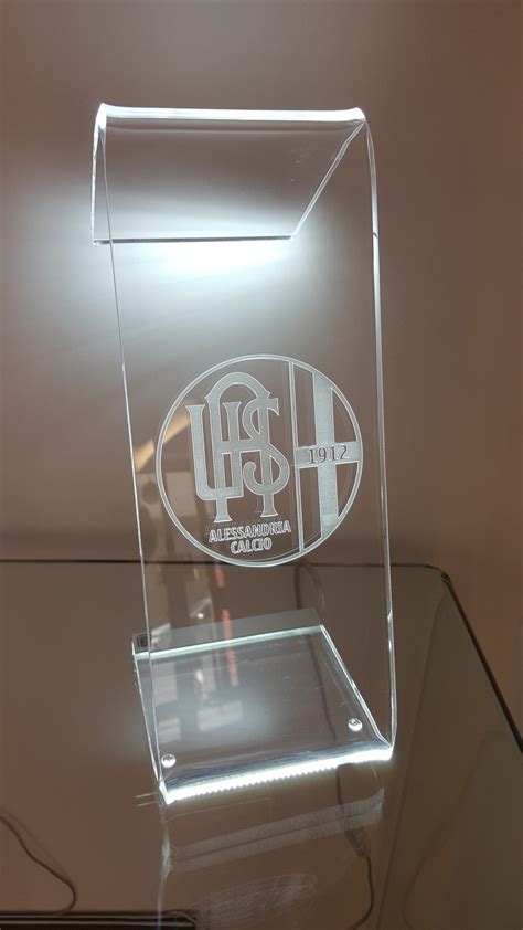 Lampada plexiglassChi non si informa adeguatamente in anticipo corre il rischio di ricevere lampada plexiglass che non hanno la funzione desiderata o sono realizzati con materiali di qualità inferiore. Se volete un prodotto che soddisfi al meglio le vostre aspettative, dovreste provare un lampada plexiglass.
  <p>Per i prodotti si possono trovare test online e confronti tra i prodotti.  I confronti tra i prodotti possono aiutare a confrontare le diverse funzioni o proprietà dei diversi prodotti. Di seguito, spieghiamo perché la ricerca è importante e di cosa si dovrebbe essere consapevoli quando si acquista un articolo.
</p>

<h2>Acquisto di Lampada plexiglass - criteri importanti</h2>

<p>Una lista di controllo può aiutarti a evitare di dover cercare informazioni sui prodotti su decine di siti web. Di seguito è riportato un esempio di una lista di controllo che può aiutarvi a trovare il prodotto giusto. Importanti criteri di acquisto includono, ad esempio:
</p><ul>
<li>Opinioni dei clienti</li>
<li>Confronti dei prezzi</li>
<li>Dettagli del prodotto</li>
<li>Termini e condizioni di consegna</li>
<li>Domande dei clienti e risposte dei marchi</li>
</ul>
<h2>Qual è l