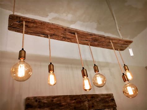 Lampadari legnoChi non si informa adeguatamente in anticipo corre il rischio di ricevere lampadari legno che non hanno la funzione desiderata o sono realizzati con materiali di qualità inferiore. Se volete un prodotto che soddisfi al meglio le vostre aspettative, dovreste provare un lampadari legno.
  <p>Per i prodotti si possono trovare test online e confronti tra i prodotti.  I confronti tra i prodotti possono aiutare a confrontare le diverse funzioni o proprietà dei diversi prodotti. Di seguito, spieghiamo perché la ricerca è importante e di cosa si dovrebbe essere consapevoli quando si acquista un articolo.
</p>

<h2>Acquisto di Lampadari legno - criteri importanti</h2>

<p>Una lista di controllo può aiutarti a evitare di dover cercare informazioni sui prodotti su decine di siti web. Di seguito è riportato un esempio di una lista di controllo che può aiutarvi a trovare il prodotto giusto. Importanti criteri di acquisto includono, ad esempio:
</p><ul>
<li>Opinioni dei clienti</li>
<li>Confronti dei prezzi</li>
<li>Dettagli del prodotto</li>
<li>Termini e condizioni di consegna</li>
<li>Domande dei clienti e risposte dei marchi</li>
</ul>
<h2>Qual è l