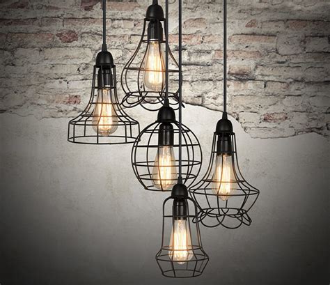 LampadarioChi non si informa adeguatamente in anticipo corre il rischio di ricevere lampadario che non hanno la funzione desiderata o sono realizzati con materiali di qualità inferiore. Se volete un prodotto che soddisfi al meglio le vostre aspettative, dovreste provare un lampadario.
  <p>Per i prodotti si possono trovare test online e confronti tra i prodotti.  I confronti tra i prodotti possono aiutare a confrontare le diverse funzioni o proprietà dei diversi prodotti. Di seguito, spieghiamo perché la ricerca è importante e di cosa si dovrebbe essere consapevoli quando si acquista un articolo.
</p>

<h2>Acquisto di Lampadario - criteri importanti</h2>

<p>Una lista di controllo può aiutarti a evitare di dover cercare informazioni sui prodotti su decine di siti web. Di seguito è riportato un esempio di una lista di controllo che può aiutarvi a trovare il prodotto giusto. Importanti criteri di acquisto includono, ad esempio:
</p><ul>
<li>Opinioni dei clienti</li>
<li>Confronti dei prezzi</li>
<li>Dettagli del prodotto</li>
<li>Termini e condizioni di consegna</li>
<li>Domande dei clienti e risposte dei marchi</li>
</ul>
<h2>Qual è l