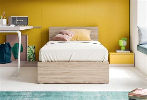 Letto 1 piazza mezzaChi non si informa adeguatamente in anticipo corre il rischio di ricevere letto 1 piazza mezza che non hanno la funzione desiderata o sono realizzati con materiali di qualità inferiore. Se volete un prodotto che soddisfi al meglio le vostre aspettative, dovreste provare un letto 1 piazza mezza.
  <p>Per i prodotti si possono trovare test online e confronti tra i prodotti.  I confronti tra i prodotti possono aiutare a confrontare le diverse funzioni o proprietà dei diversi prodotti. Di seguito, spieghiamo perché la ricerca è importante e di cosa si dovrebbe essere consapevoli quando si acquista un articolo.
</p>

<h2>Acquisto di Letto 1 piazza mezza - criteri importanti</h2>

<p>Una lista di controllo può aiutarti a evitare di dover cercare informazioni sui prodotti su decine di siti web. Di seguito è riportato un esempio di una lista di controllo che può aiutarvi a trovare il prodotto giusto. Importanti criteri di acquisto includono, ad esempio:
</p><ul>
<li>Opinioni dei clienti</li>
<li>Confronti dei prezzi</li>
<li>Dettagli del prodotto</li>
<li>Termini e condizioni di consegna</li>
<li>Domande dei clienti e risposte dei marchi</li>
</ul>
<h2>Qual è l