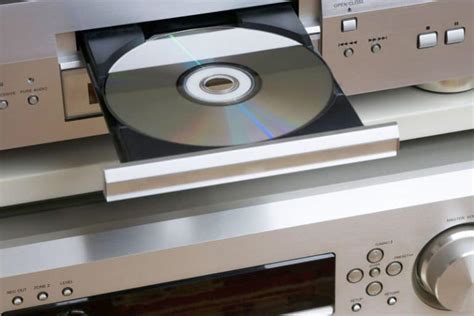 Lettore cd hiChi non si informa adeguatamente in anticipo corre il rischio di ricevere lettore cd hi che non hanno la funzione desiderata o sono realizzati con materiali di qualità inferiore. Se volete un prodotto che soddisfi al meglio le vostre aspettative, dovreste provare un lettore cd hi.
  <p>Per i prodotti si possono trovare test online e confronti tra i prodotti.  I confronti tra i prodotti possono aiutare a confrontare le diverse funzioni o proprietà dei diversi prodotti. Di seguito, spieghiamo perché la ricerca è importante e di cosa si dovrebbe essere consapevoli quando si acquista un articolo.
</p>

<h2>Acquisto di Lettore cd hi - criteri importanti</h2>

<p>Una lista di controllo può aiutarti a evitare di dover cercare informazioni sui prodotti su decine di siti web. Di seguito è riportato un esempio di una lista di controllo che può aiutarvi a trovare il prodotto giusto. Importanti criteri di acquisto includono, ad esempio:
</p><ul>
<li>Opinioni dei clienti</li>
<li>Confronti dei prezzi</li>
<li>Dettagli del prodotto</li>
<li>Termini e condizioni di consegna</li>
<li>Domande dei clienti e risposte dei marchi</li>
</ul>
<h2>Qual è l
