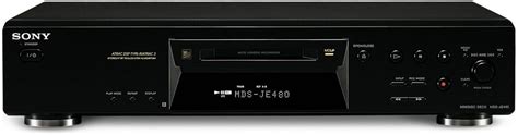 Lettore minidiscChi non si informa adeguatamente in anticipo corre il rischio di ricevere lettore minidisc che non hanno la funzione desiderata o sono realizzati con materiali di qualità inferiore. Se volete un prodotto che soddisfi al meglio le vostre aspettative, dovreste provare un lettore minidisc.
  <p>Per i prodotti si possono trovare test online e confronti tra i prodotti.  I confronti tra i prodotti possono aiutare a confrontare le diverse funzioni o proprietà dei diversi prodotti. Di seguito, spieghiamo perché la ricerca è importante e di cosa si dovrebbe essere consapevoli quando si acquista un articolo.
</p>

<h2>Acquisto di Lettore minidisc - criteri importanti</h2>

<p>Una lista di controllo può aiutarti a evitare di dover cercare informazioni sui prodotti su decine di siti web. Di seguito è riportato un esempio di una lista di controllo che può aiutarvi a trovare il prodotto giusto. Importanti criteri di acquisto includono, ad esempio:
</p><ul>
<li>Opinioni dei clienti</li>
<li>Confronti dei prezzi</li>
<li>Dettagli del prodotto</li>
<li>Termini e condizioni di consegna</li>
<li>Domande dei clienti e risposte dei marchi</li>
</ul>
<h2>Qual è l