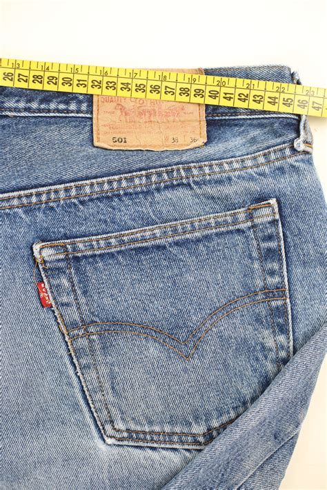Levis 501 w38Chi non si informa adeguatamente in anticipo corre il rischio di ricevere levis 501 w38 che non hanno la funzione desiderata o sono realizzati con materiali di qualità inferiore. Se volete un prodotto che soddisfi al meglio le vostre aspettative, dovreste provare un levis 501 w38.
  <p>Per i prodotti si possono trovare test online e confronti tra i prodotti.  I confronti tra i prodotti possono aiutare a confrontare le diverse funzioni o proprietà dei diversi prodotti. Di seguito, spieghiamo perché la ricerca è importante e di cosa si dovrebbe essere consapevoli quando si acquista un articolo.
</p>

<h2>Acquisto di Levis 501 w38 - criteri importanti</h2>

<p>Una lista di controllo può aiutarti a evitare di dover cercare informazioni sui prodotti su decine di siti web. Di seguito è riportato un esempio di una lista di controllo che può aiutarvi a trovare il prodotto giusto. Importanti criteri di acquisto includono, ad esempio:
</p><ul>
<li>Opinioni dei clienti</li>
<li>Confronti dei prezzi</li>
<li>Dettagli del prodotto</li>
<li>Termini e condizioni di consegna</li>
<li>Domande dei clienti e risposte dei marchi</li>
</ul>
<h2>Qual è l