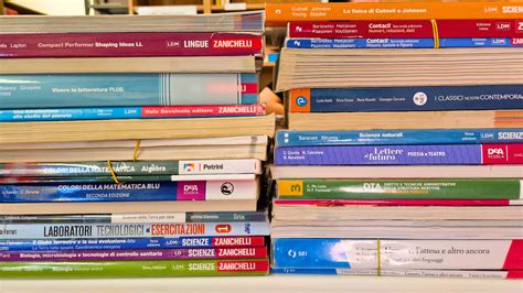 Libri scolastici secondaChi non si informa adeguatamente in anticipo corre il rischio di ricevere libri scolastici seconda che non hanno la funzione desiderata o sono realizzati con materiali di qualità inferiore. Se volete un prodotto che soddisfi al meglio le vostre aspettative, dovreste provare un libri scolastici seconda.
  <p>Per i prodotti si possono trovare test online e confronti tra i prodotti.  I confronti tra i prodotti possono aiutare a confrontare le diverse funzioni o proprietà dei diversi prodotti. Di seguito, spieghiamo perché la ricerca è importante e di cosa si dovrebbe essere consapevoli quando si acquista un articolo.
</p>

<h2>Acquisto di Libri scolastici seconda - criteri importanti</h2>

<p>Una lista di controllo può aiutarti a evitare di dover cercare informazioni sui prodotti su decine di siti web. Di seguito è riportato un esempio di una lista di controllo che può aiutarvi a trovare il prodotto giusto. Importanti criteri di acquisto includono, ad esempio:
</p><ul>
<li>Opinioni dei clienti</li>
<li>Confronti dei prezzi</li>
<li>Dettagli del prodotto</li>
<li>Termini e condizioni di consegna</li>
<li>Domande dei clienti e risposte dei marchi</li>
</ul>
<h2>Qual è l