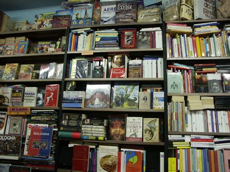 Libri seconda manoChi non si informa adeguatamente in anticipo corre il rischio di ricevere libri seconda mano che non hanno la funzione desiderata o sono realizzati con materiali di qualità inferiore. Se volete un prodotto che soddisfi al meglio le vostre aspettative, dovreste provare un libri seconda mano.
  <p>Per i prodotti si possono trovare test online e confronti tra i prodotti.  I confronti tra i prodotti possono aiutare a confrontare le diverse funzioni o proprietà dei diversi prodotti. Di seguito, spieghiamo perché la ricerca è importante e di cosa si dovrebbe essere consapevoli quando si acquista un articolo.
</p>

<h2>Acquisto di Libri seconda mano - criteri importanti</h2>

<p>Una lista di controllo può aiutarti a evitare di dover cercare informazioni sui prodotti su decine di siti web. Di seguito è riportato un esempio di una lista di controllo che può aiutarvi a trovare il prodotto giusto. Importanti criteri di acquisto includono, ad esempio:
</p><ul>
<li>Opinioni dei clienti</li>
<li>Confronti dei prezzi</li>
<li>Dettagli del prodotto</li>
<li>Termini e condizioni di consegna</li>
<li>Domande dei clienti e risposte dei marchi</li>
</ul>
<h2>Qual è l