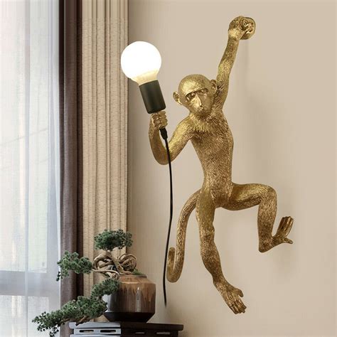 Light monkeyChi non si informa adeguatamente in anticipo corre il rischio di ricevere light monkey che non hanno la funzione desiderata o sono realizzati con materiali di qualità inferiore. Se volete un prodotto che soddisfi al meglio le vostre aspettative, dovreste provare un light monkey.
  <p>Per i prodotti si possono trovare test online e confronti tra i prodotti.  I confronti tra i prodotti possono aiutare a confrontare le diverse funzioni o proprietà dei diversi prodotti. Di seguito, spieghiamo perché la ricerca è importante e di cosa si dovrebbe essere consapevoli quando si acquista un articolo.
</p>

<h2>Acquisto di Light monkey - criteri importanti</h2>

<p>Una lista di controllo può aiutarti a evitare di dover cercare informazioni sui prodotti su decine di siti web. Di seguito è riportato un esempio di una lista di controllo che può aiutarvi a trovare il prodotto giusto. Importanti criteri di acquisto includono, ad esempio:
</p><ul>
<li>Opinioni dei clienti</li>
<li>Confronti dei prezzi</li>
<li>Dettagli del prodotto</li>
<li>Termini e condizioni di consegna</li>
<li>Domande dei clienti e risposte dei marchi</li>
</ul>
<h2>Qual è l
