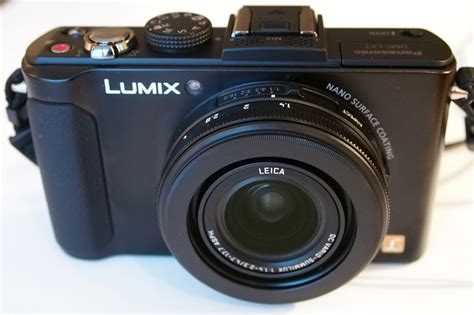 Lumix lx7Chi non si informa adeguatamente in anticipo corre il rischio di ricevere lumix lx7 che non hanno la funzione desiderata o sono realizzati con materiali di qualità inferiore. Se volete un prodotto che soddisfi al meglio le vostre aspettative, dovreste provare un lumix lx7.
  <p>Per i prodotti si possono trovare test online e confronti tra i prodotti.  I confronti tra i prodotti possono aiutare a confrontare le diverse funzioni o proprietà dei diversi prodotti. Di seguito, spieghiamo perché la ricerca è importante e di cosa si dovrebbe essere consapevoli quando si acquista un articolo.
</p>

<h2>Acquisto di Lumix lx7 - criteri importanti</h2>

<p>Una lista di controllo può aiutarti a evitare di dover cercare informazioni sui prodotti su decine di siti web. Di seguito è riportato un esempio di una lista di controllo che può aiutarvi a trovare il prodotto giusto. Importanti criteri di acquisto includono, ad esempio:
</p><ul>
<li>Opinioni dei clienti</li>
<li>Confronti dei prezzi</li>
<li>Dettagli del prodotto</li>
<li>Termini e condizioni di consegna</li>
<li>Domande dei clienti e risposte dei marchi</li>
</ul>
<h2>Qual è l